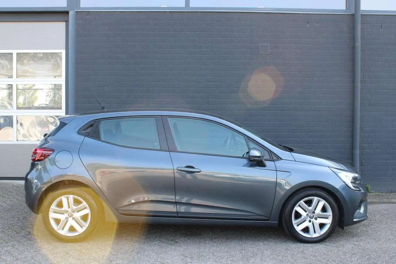 Photo 1 : Renault Clio 2021 Essence