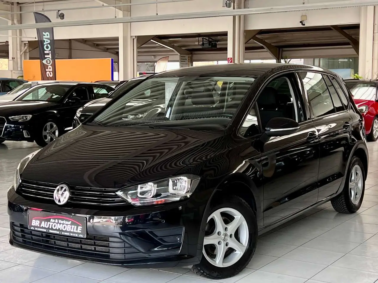 Photo 1 : Volkswagen Golf 2017 Petrol