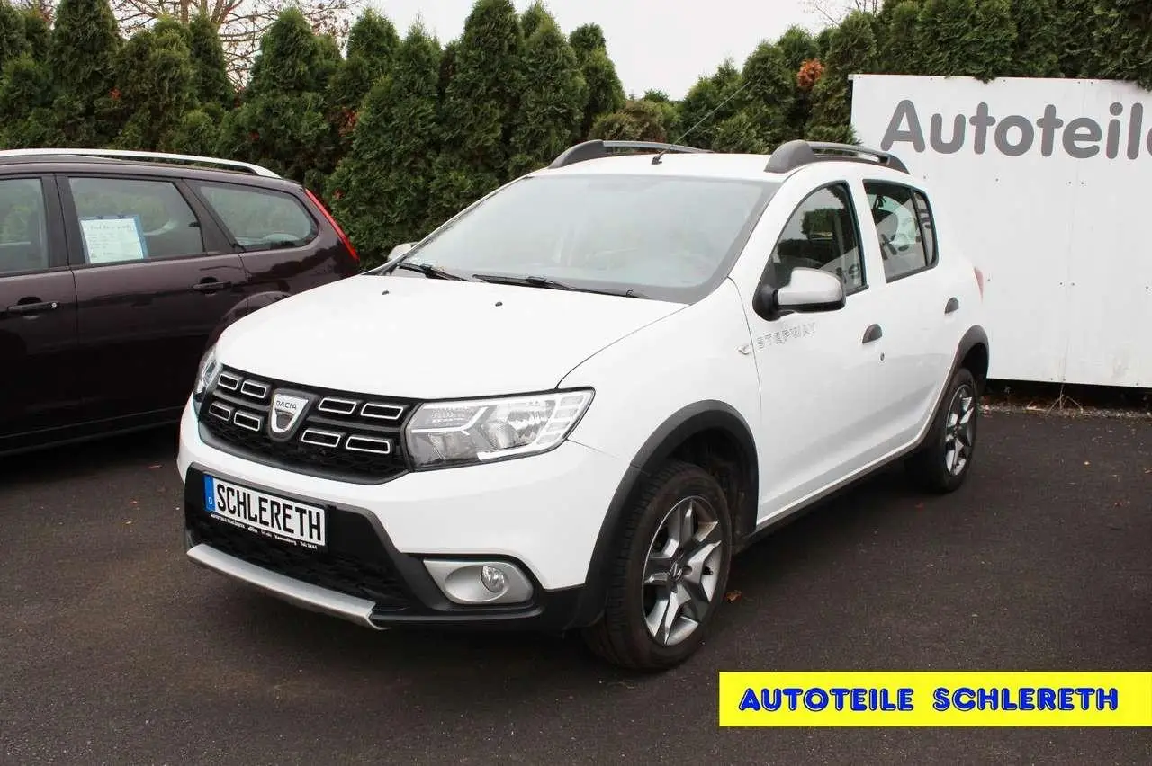 Photo 1 : Dacia Sandero 2020 Petrol