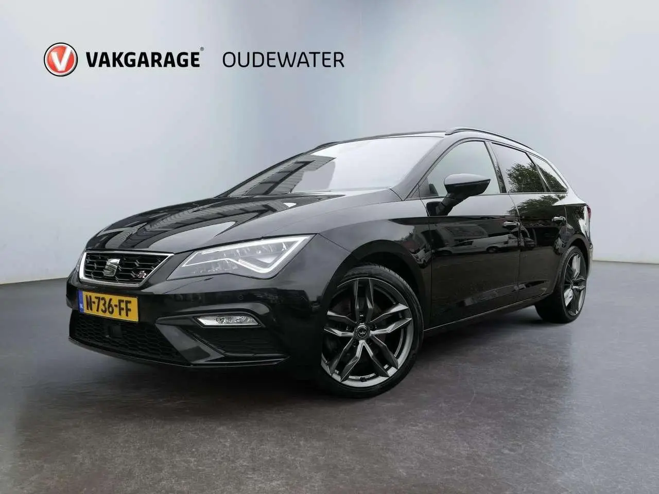 Photo 1 : Seat Leon 2018 Petrol