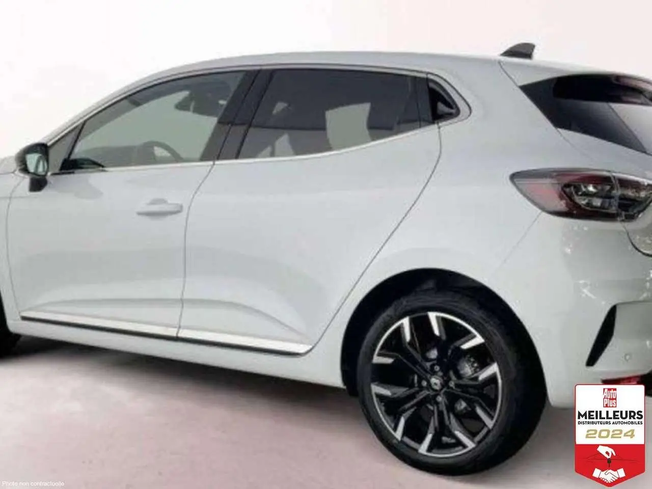 Photo 1 : Renault Clio 2024 Petrol