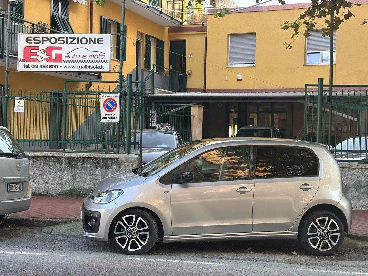 Photo 1 : Volkswagen Up! 2020 Essence