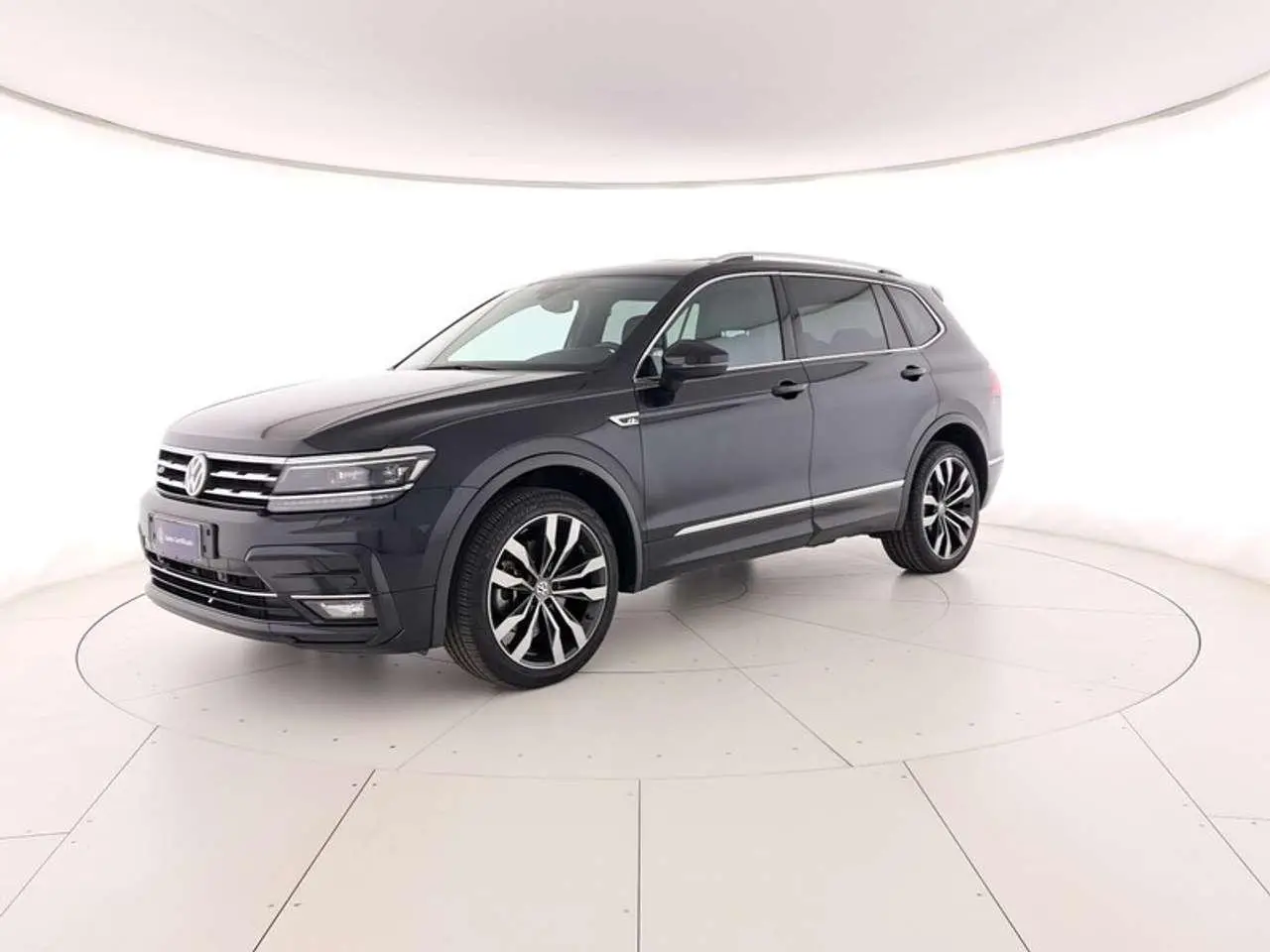 Photo 1 : Volkswagen Tiguan 2021 Diesel