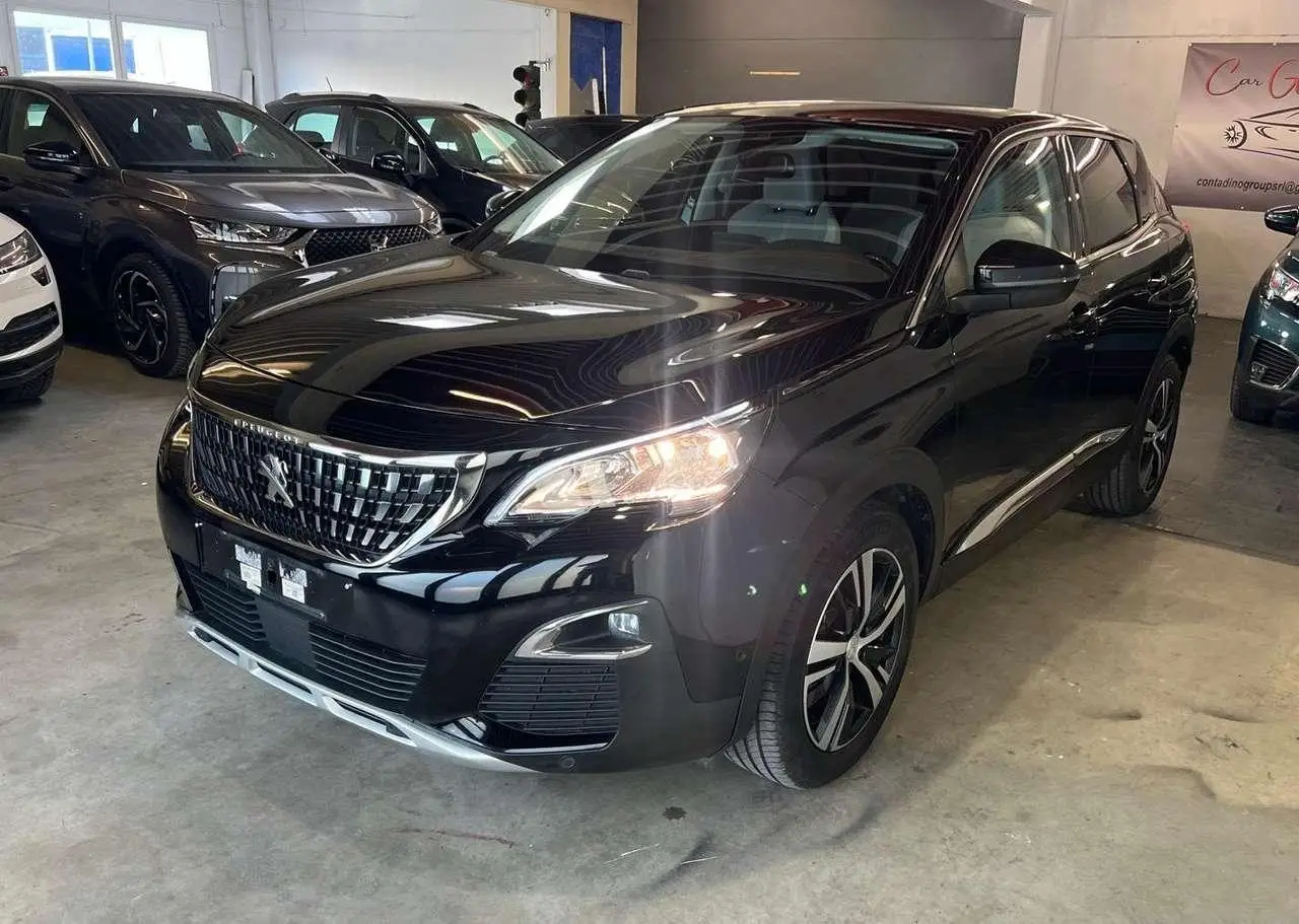 Photo 1 : Peugeot 3008 2020 Diesel