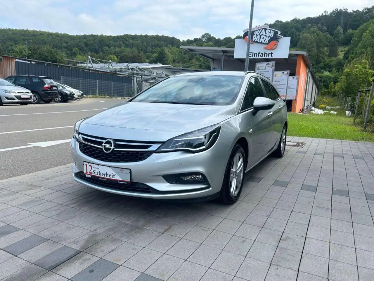 Photo 1 : Opel Astra 2018 Petrol