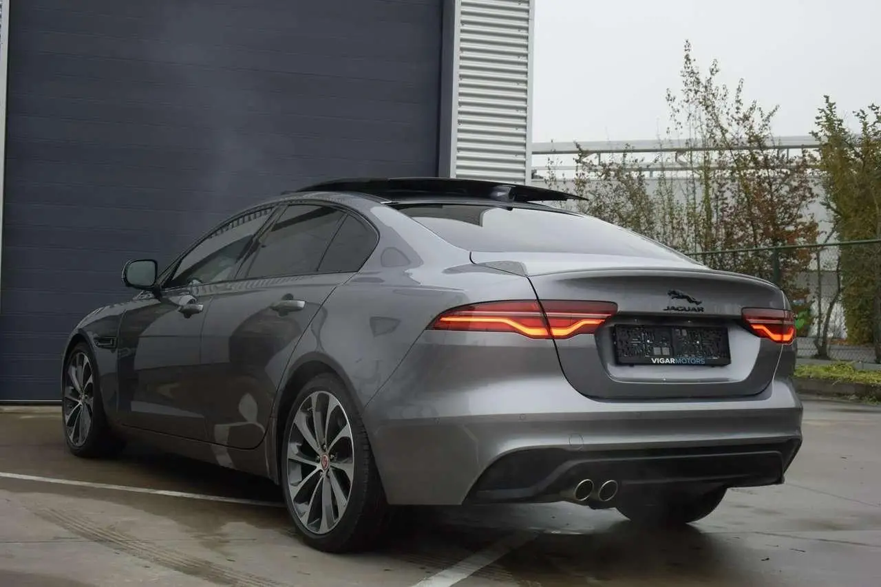 Photo 1 : Jaguar Xe 2019 Diesel