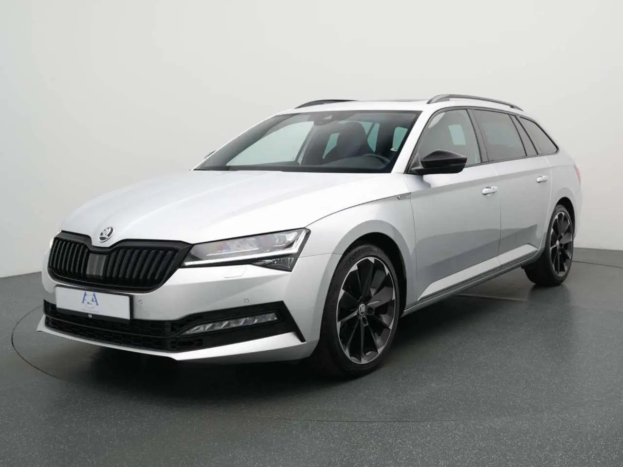 Photo 1 : Skoda Superb 2021 Petrol