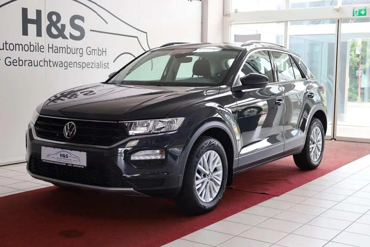 Photo 1 : Volkswagen T-roc 2021 Essence