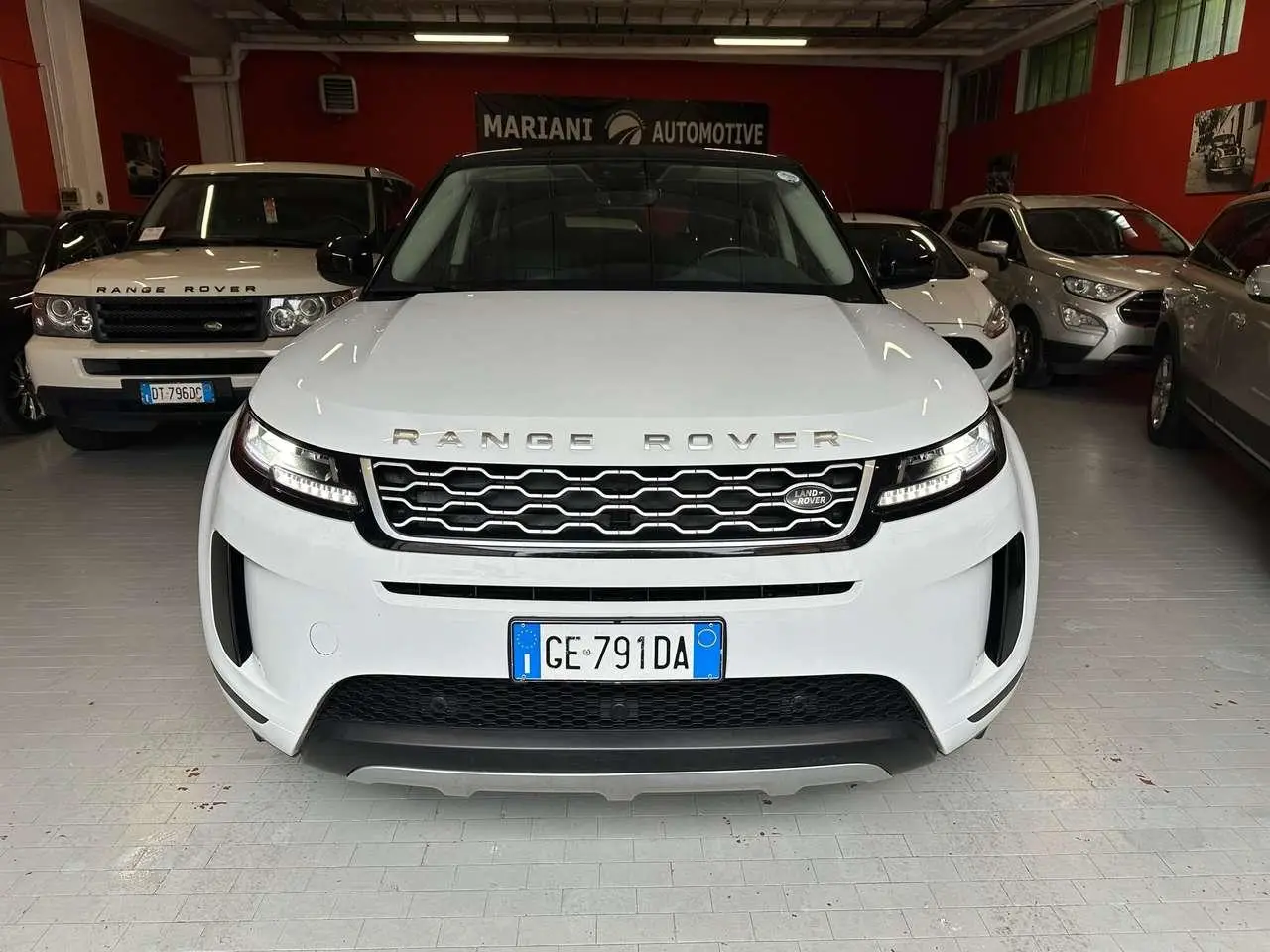 Photo 1 : Land Rover Range Rover Evoque 2021 Hybride