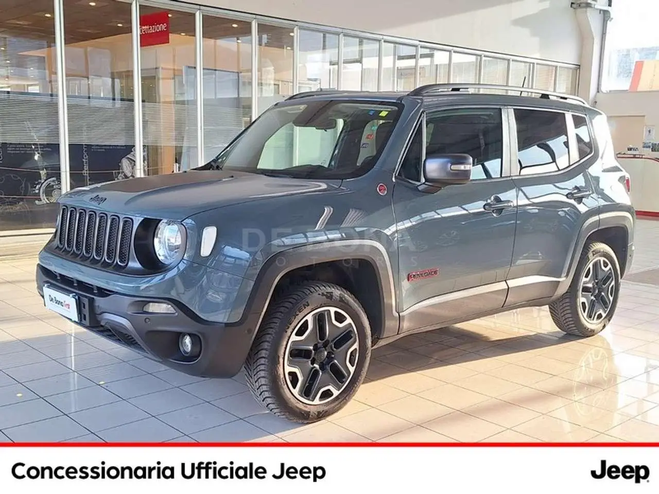 Photo 1 : Jeep Renegade 2016 Diesel