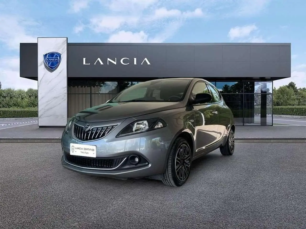 Photo 1 : Lancia Ypsilon 2022 Petrol