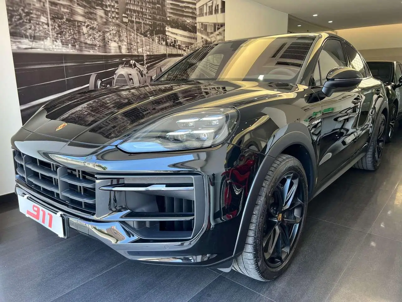 Photo 1 : Porsche Cayenne 2024 Hybrid