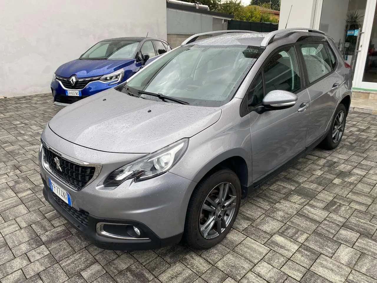 Photo 1 : Peugeot 2008 2018 Petrol