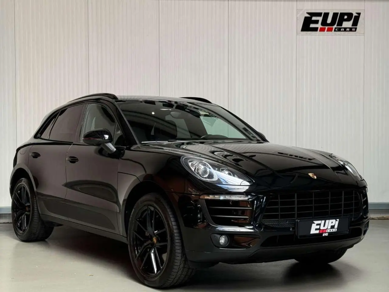 Photo 1 : Porsche Macan 2018 Essence