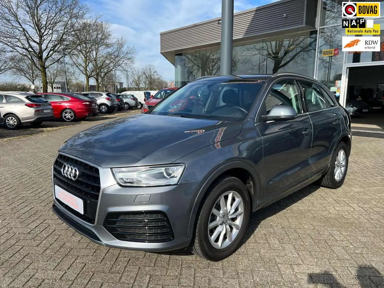 Photo 1 : Audi Q3 2017 Essence