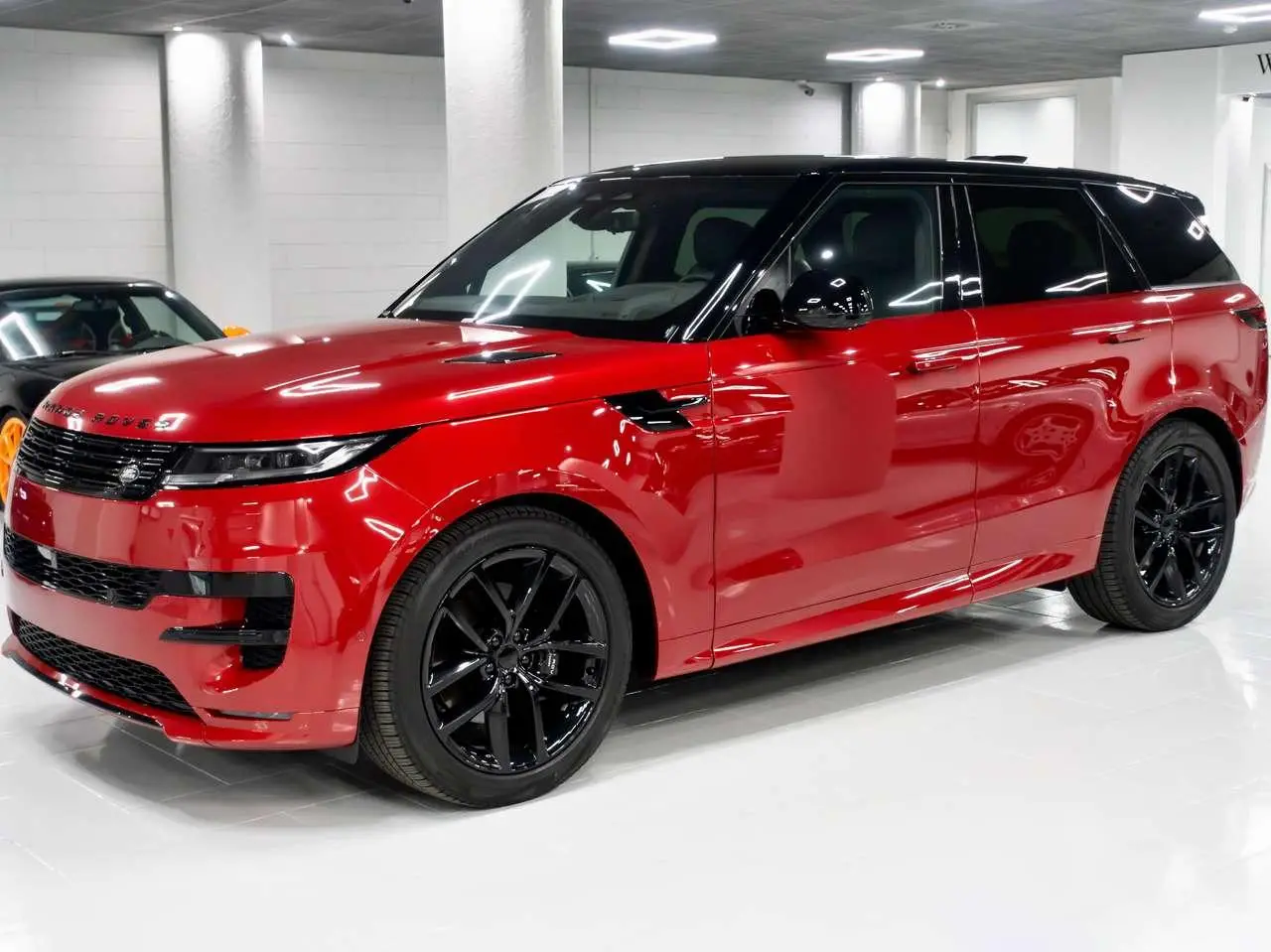 Photo 1 : Land Rover Range Rover Sport 2023 Hybrid