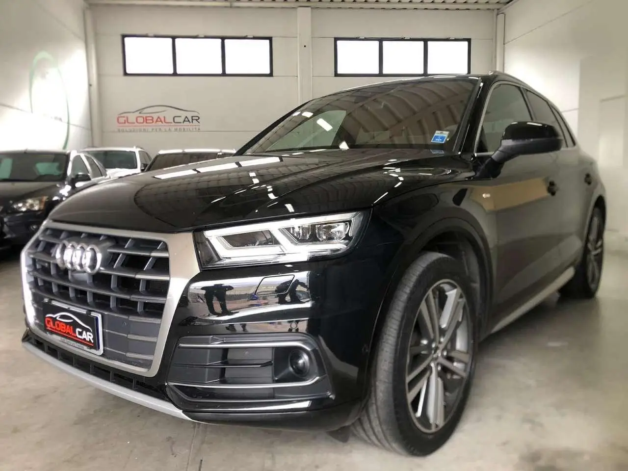 Photo 1 : Audi Q5 2017 Diesel