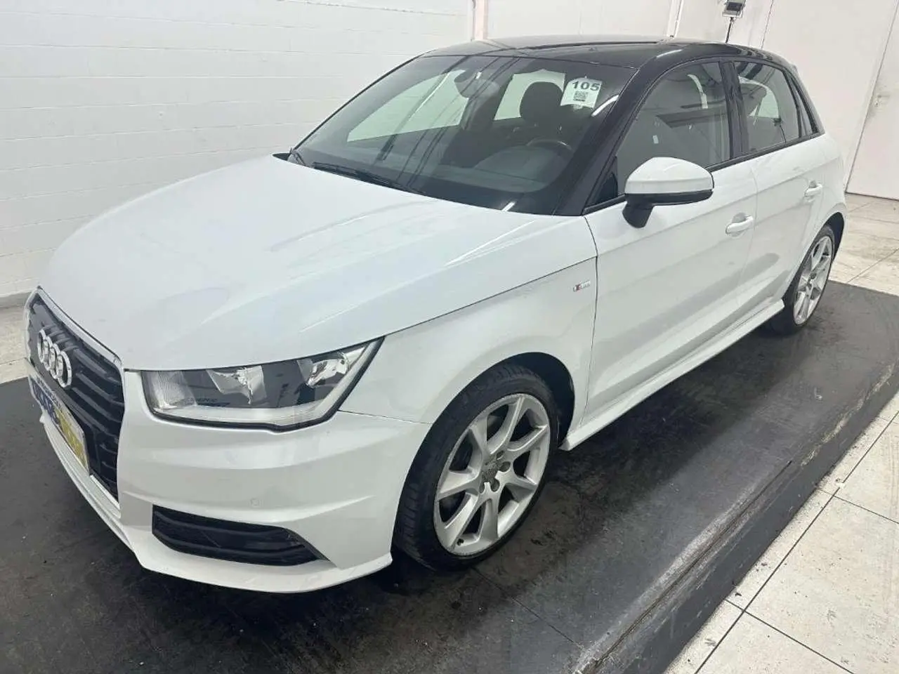 Photo 1 : Audi A1 2017 Diesel