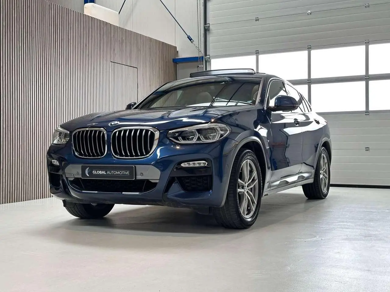 Photo 1 : Bmw X4 2018 Petrol