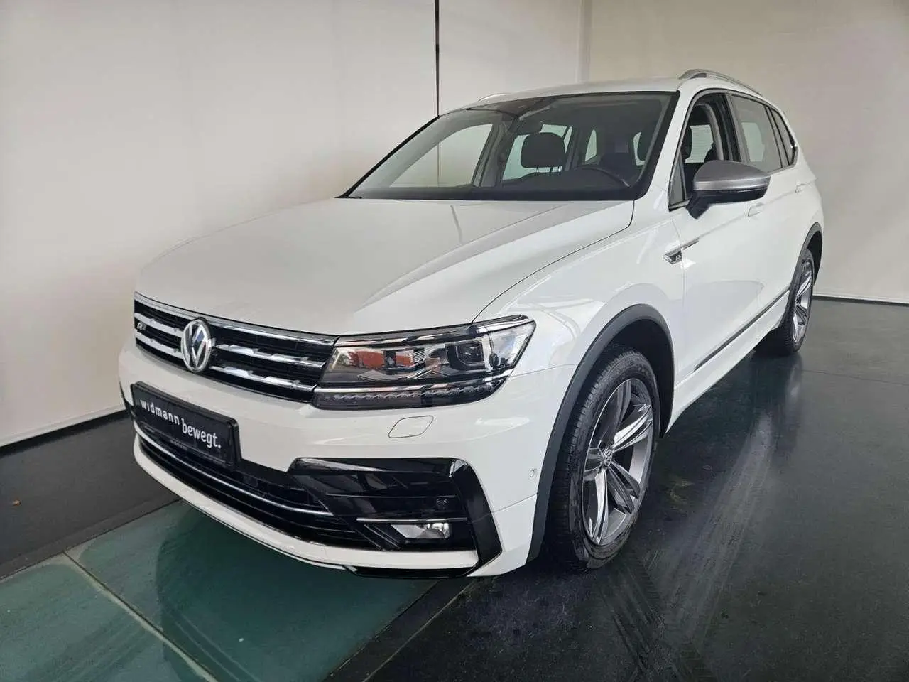 Photo 1 : Volkswagen Tiguan 2021 Diesel