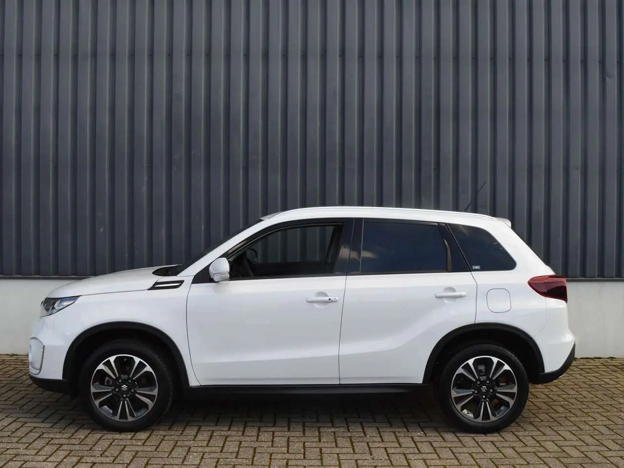 Photo 1 : Suzuki Vitara 2023 Hybrid