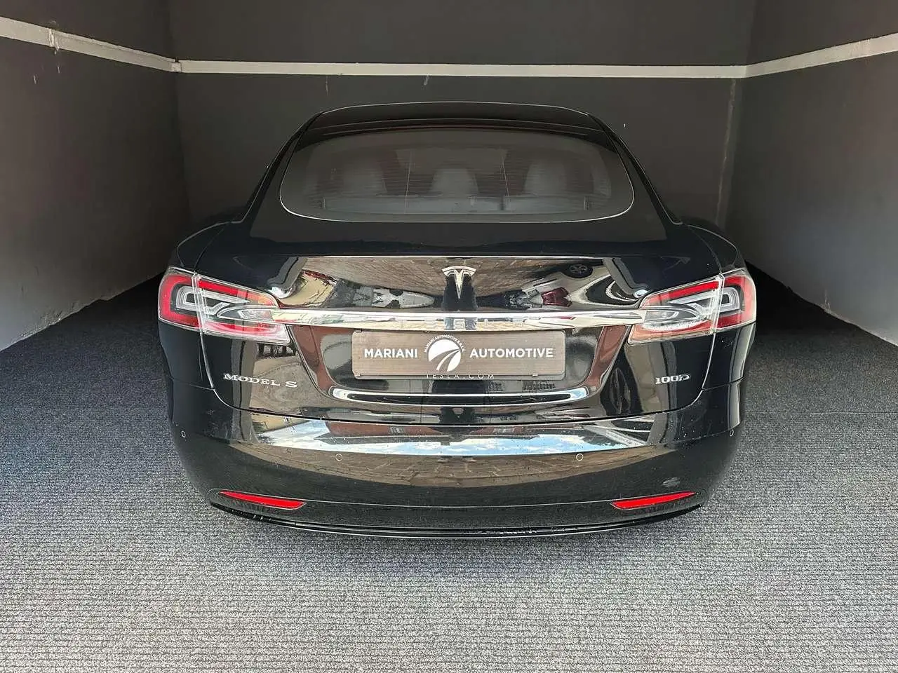 Photo 1 : Tesla Model S 2019 Électrique