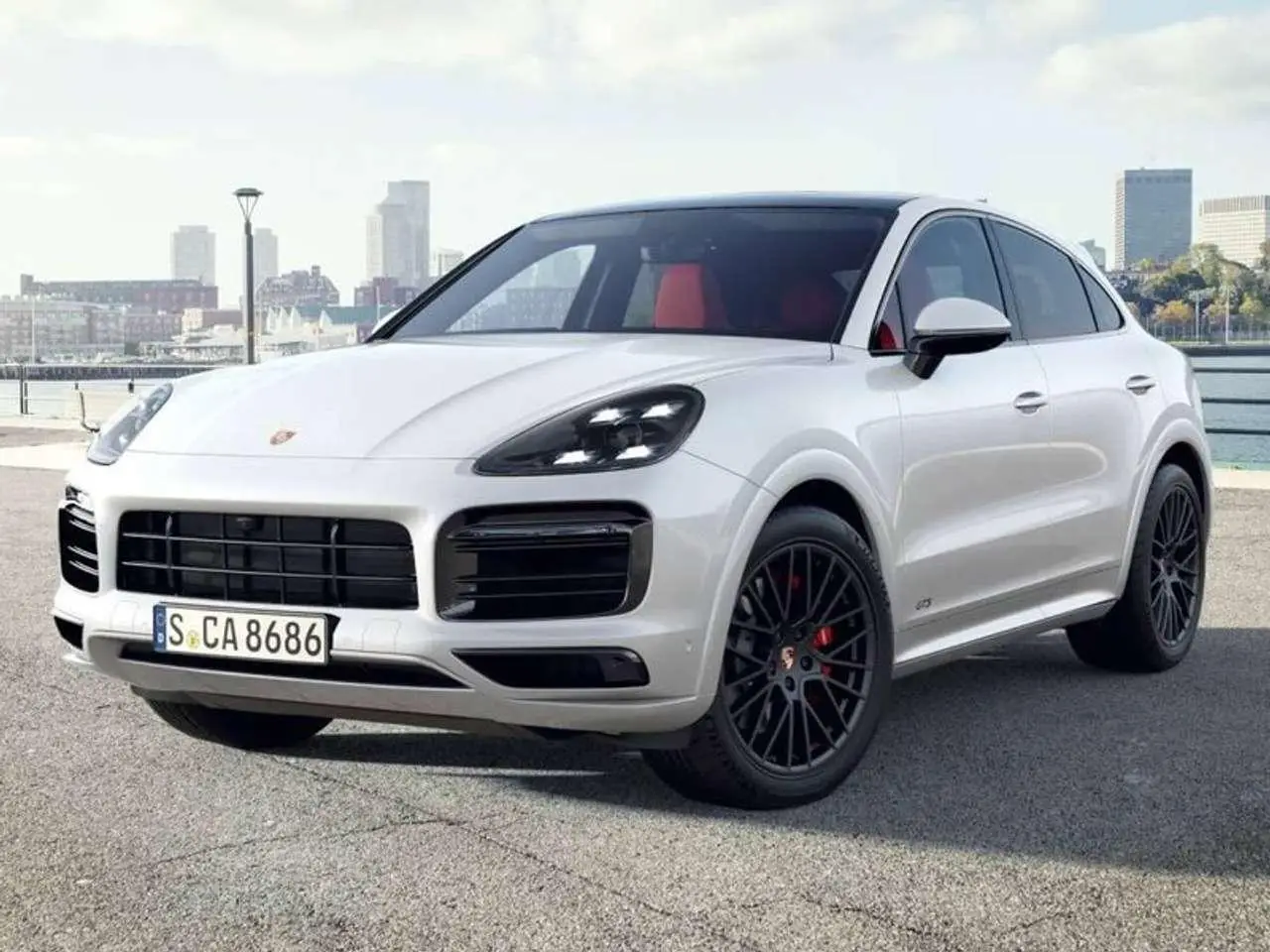 Photo 1 : Porsche Cayenne 2021 Essence