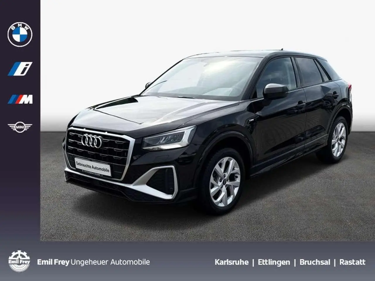 Photo 1 : Audi Q2 2023 Petrol