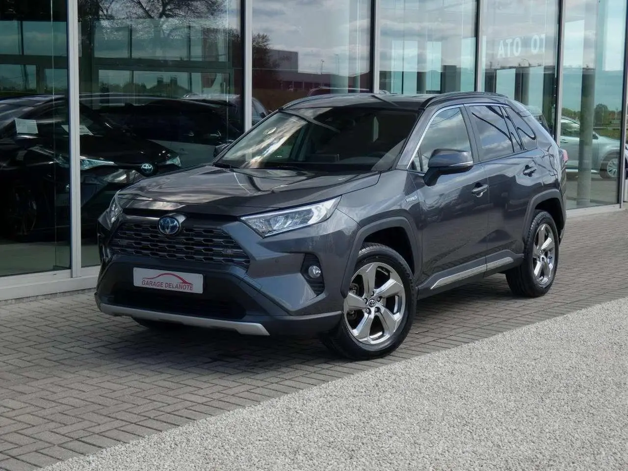 Photo 1 : Toyota Rav4 2019 Hybrid