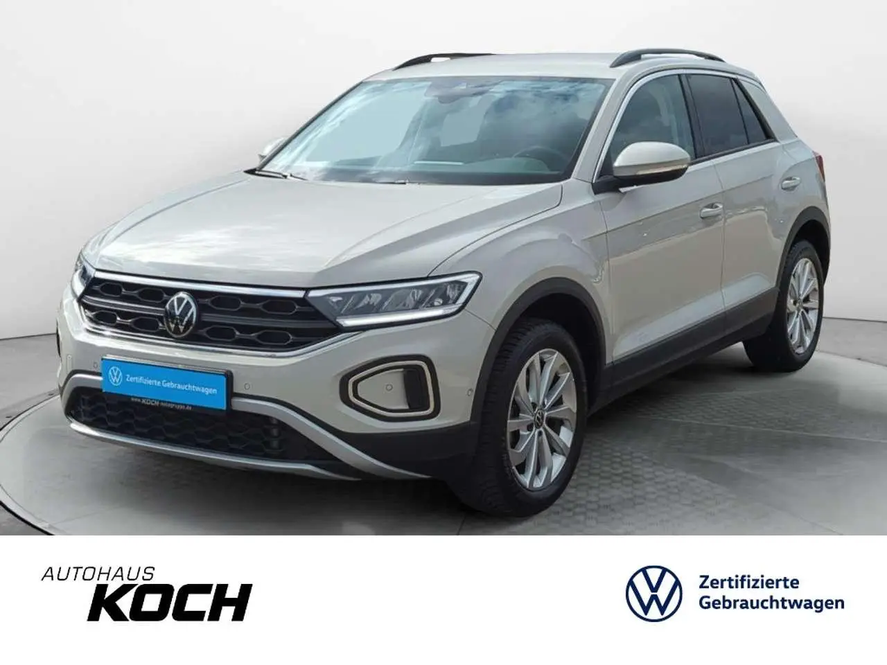 Photo 1 : Volkswagen T-roc 2023 Petrol