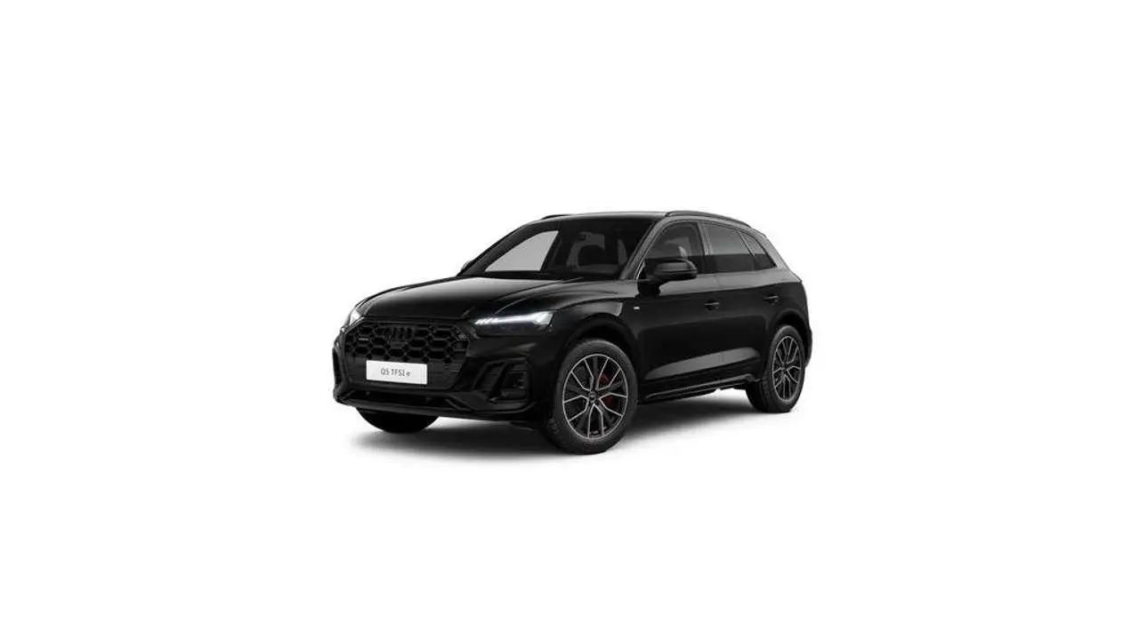 Photo 1 : Audi Q5 2024 Hybride