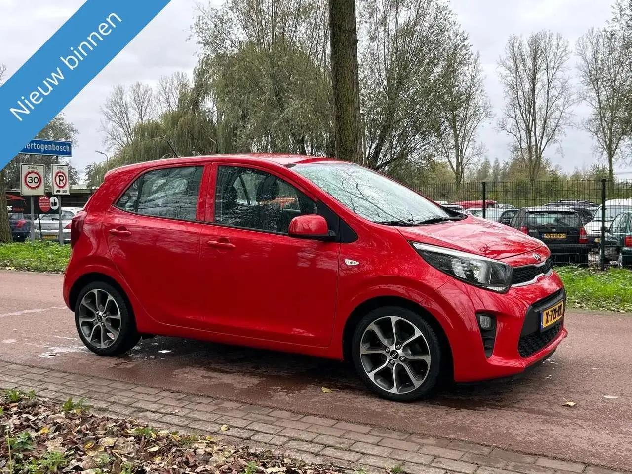 Photo 1 : Kia Picanto 2017 Petrol