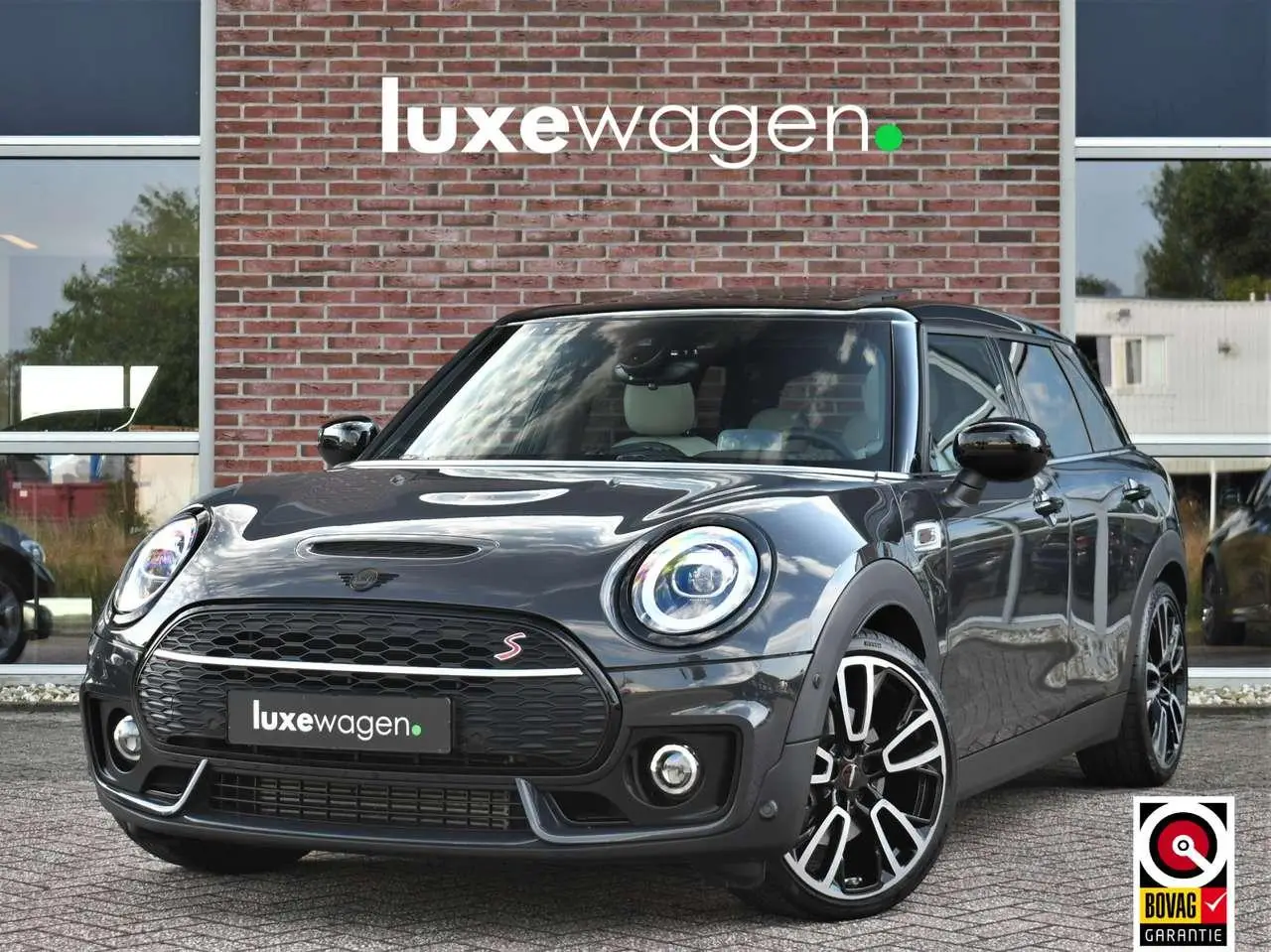 Photo 1 : Mini John Cooper Works 2021 Essence