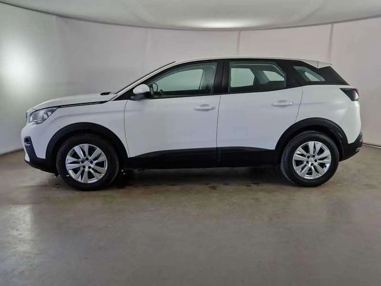 Photo 1 : Peugeot 3008 2020 Diesel