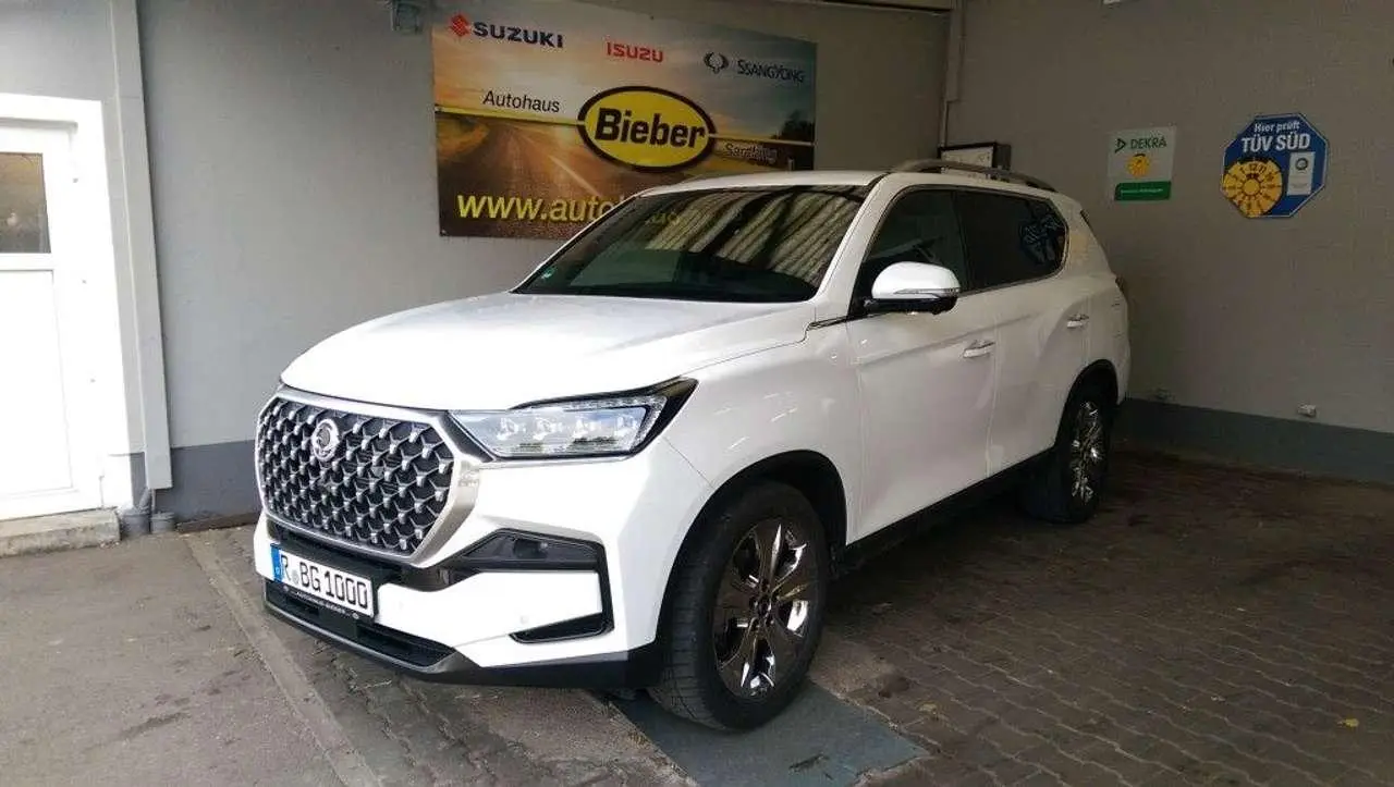 Photo 1 : Ssangyong Rexton 2021 Diesel