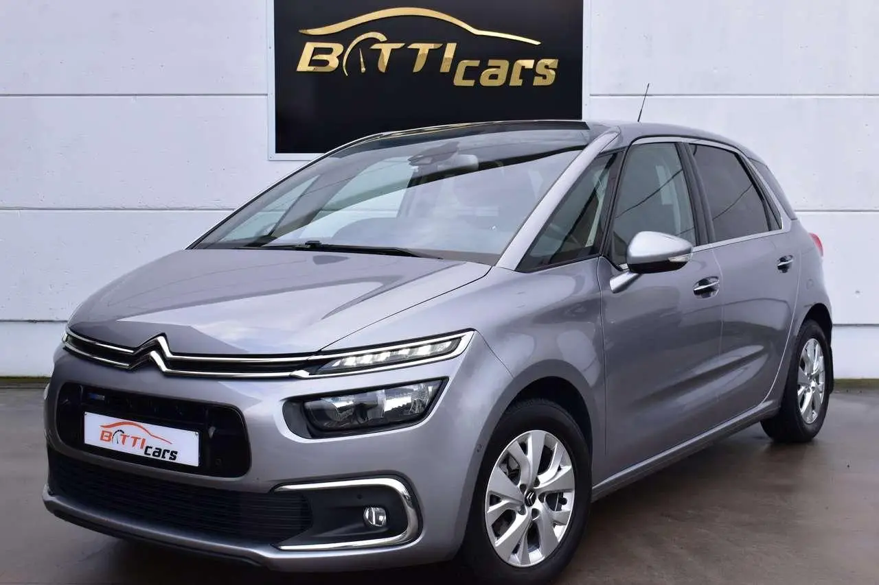 Photo 1 : Citroen C4 2016 Petrol