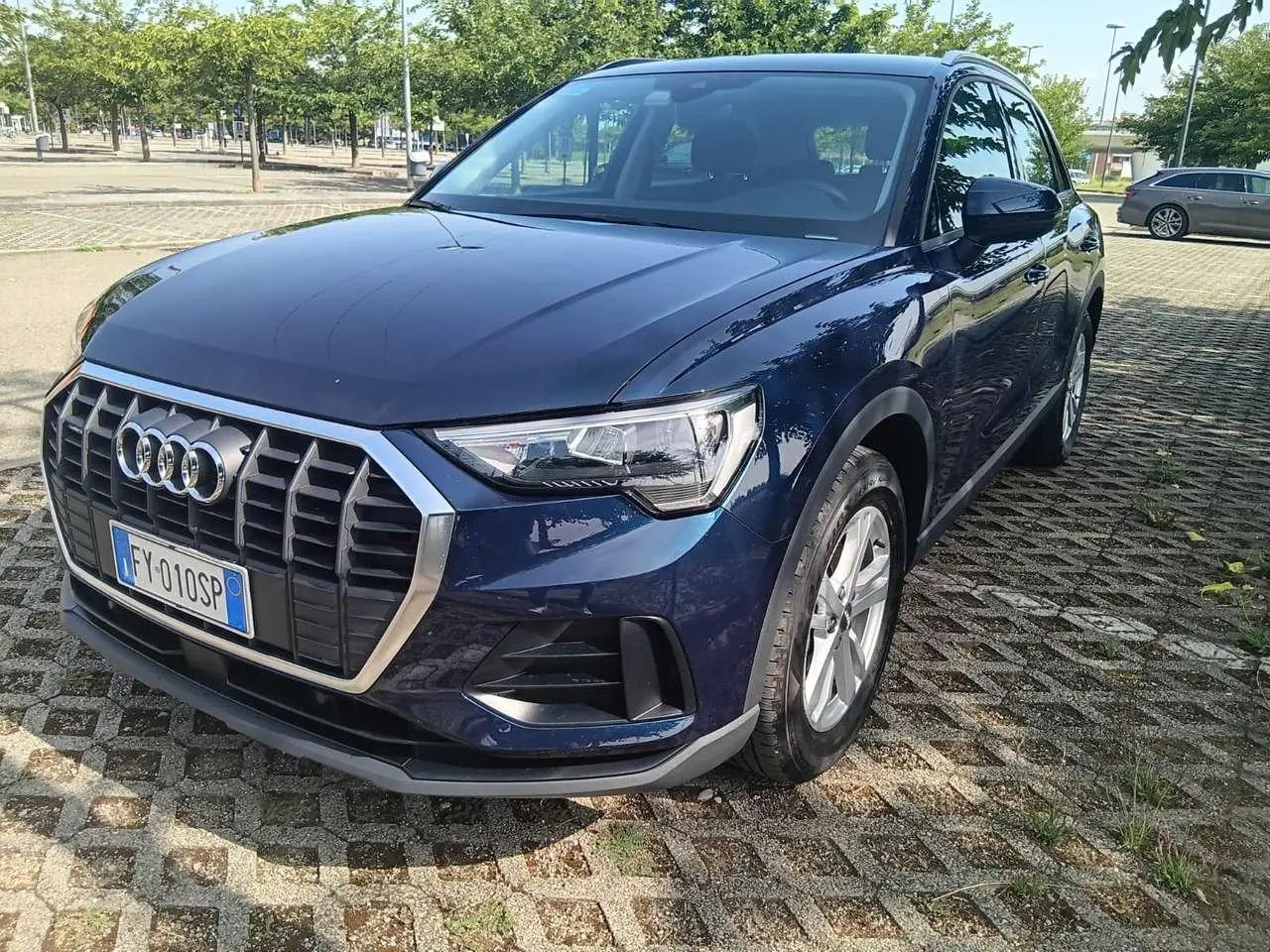 Photo 1 : Audi Q3 2019 Essence