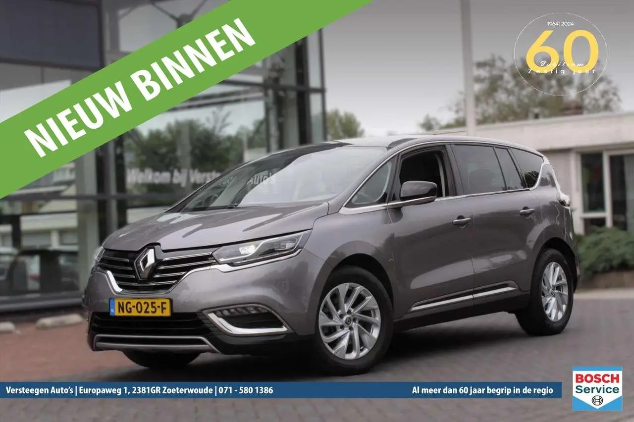 Photo 1 : Renault Espace 2016 Essence