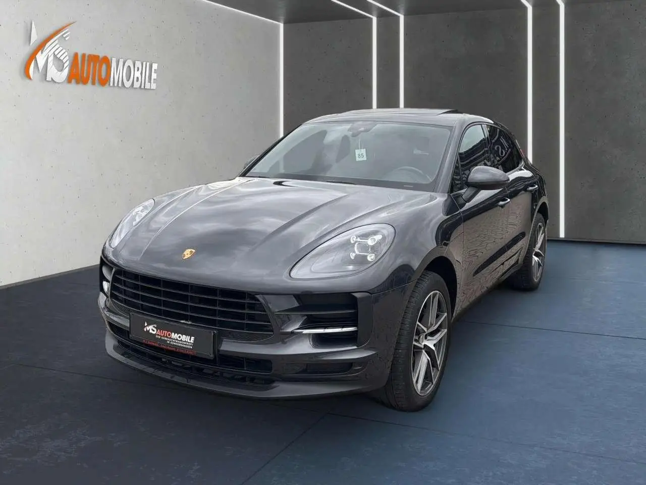 Photo 1 : Porsche Macan 2019 Petrol