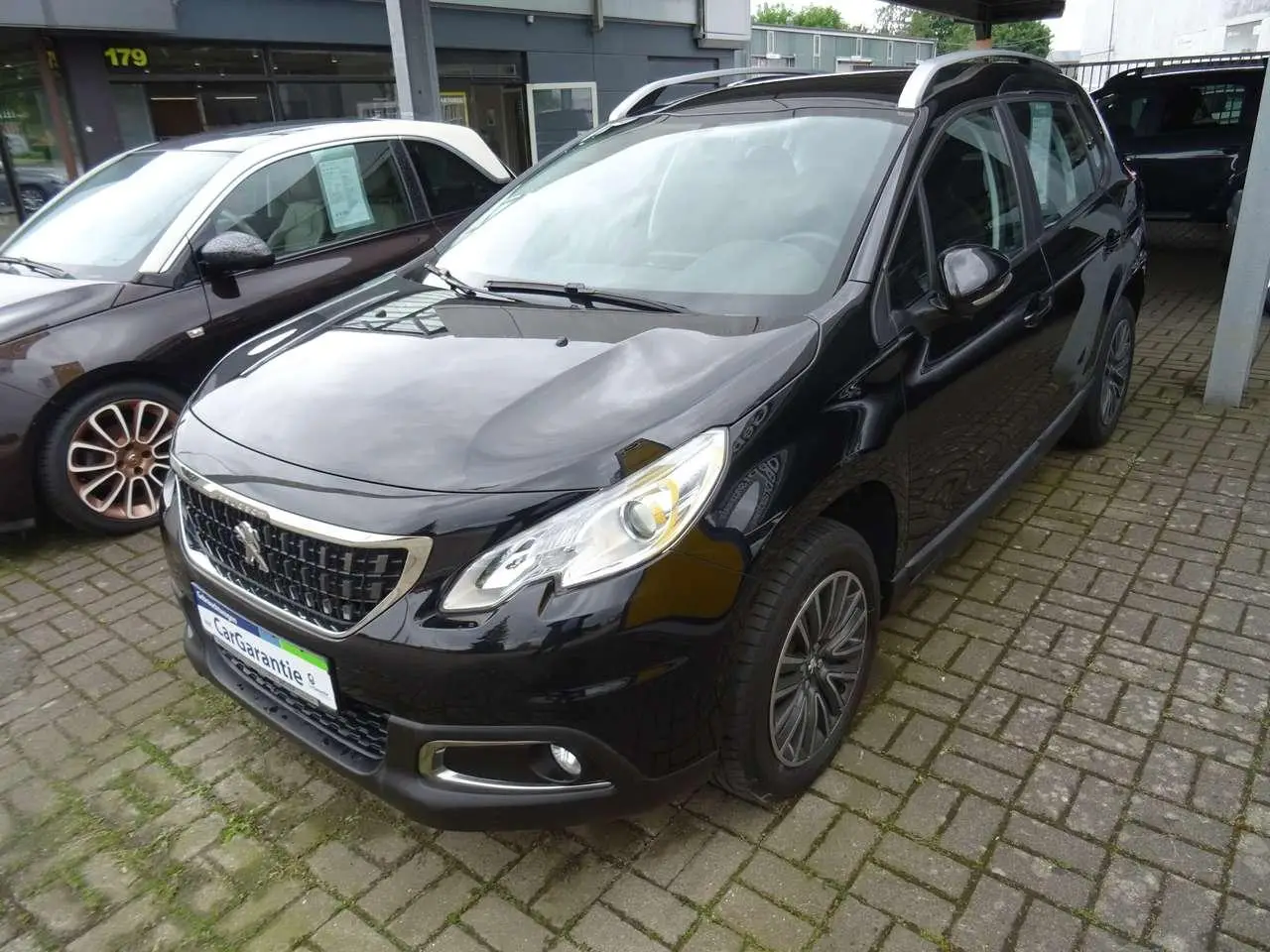 Photo 1 : Peugeot 2008 2017 Petrol