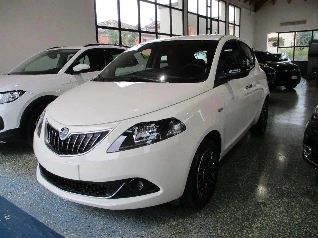 Photo 1 : Lancia Ypsilon 2024 GPL