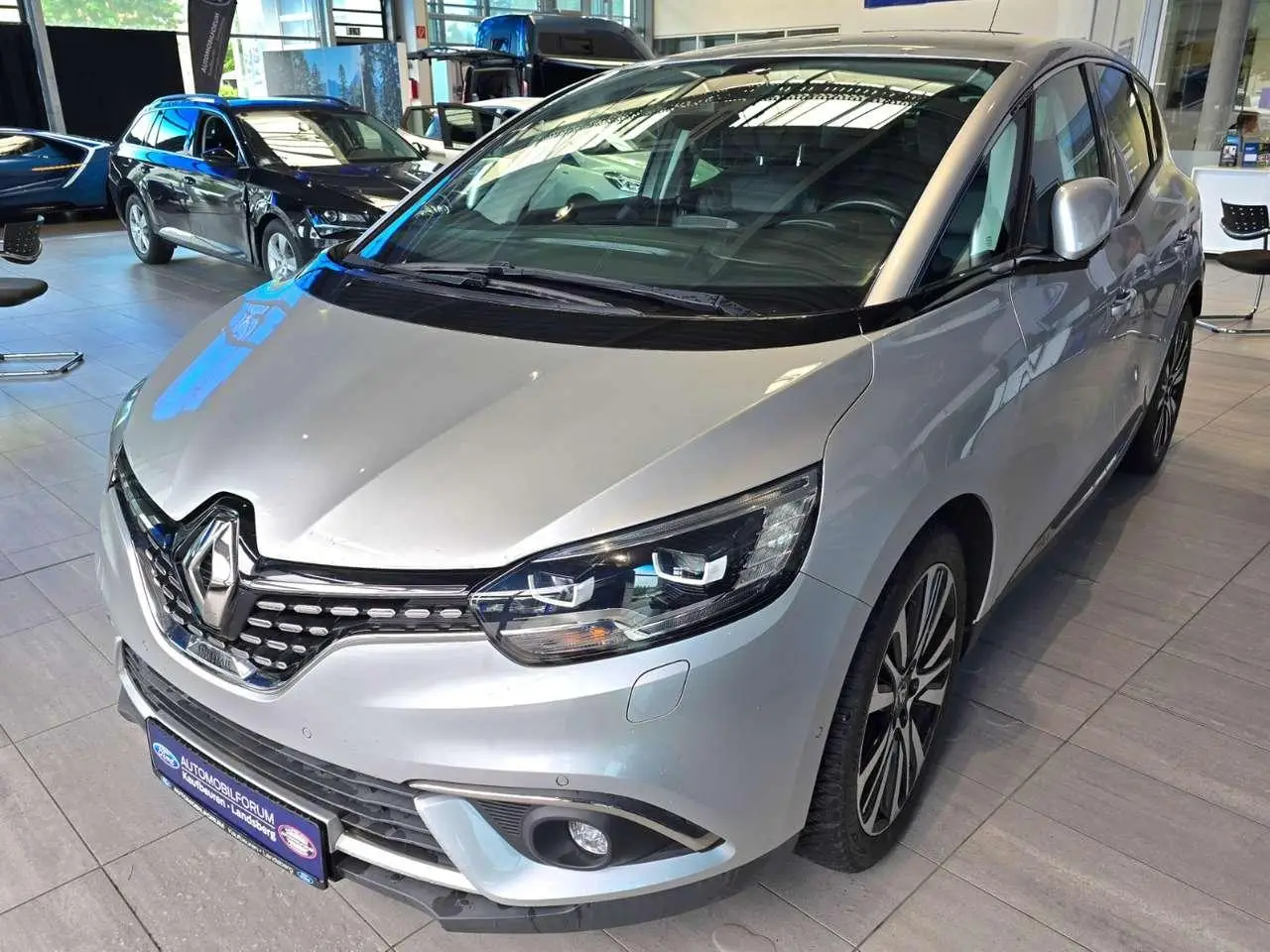 Photo 1 : Renault Scenic 2018 Petrol