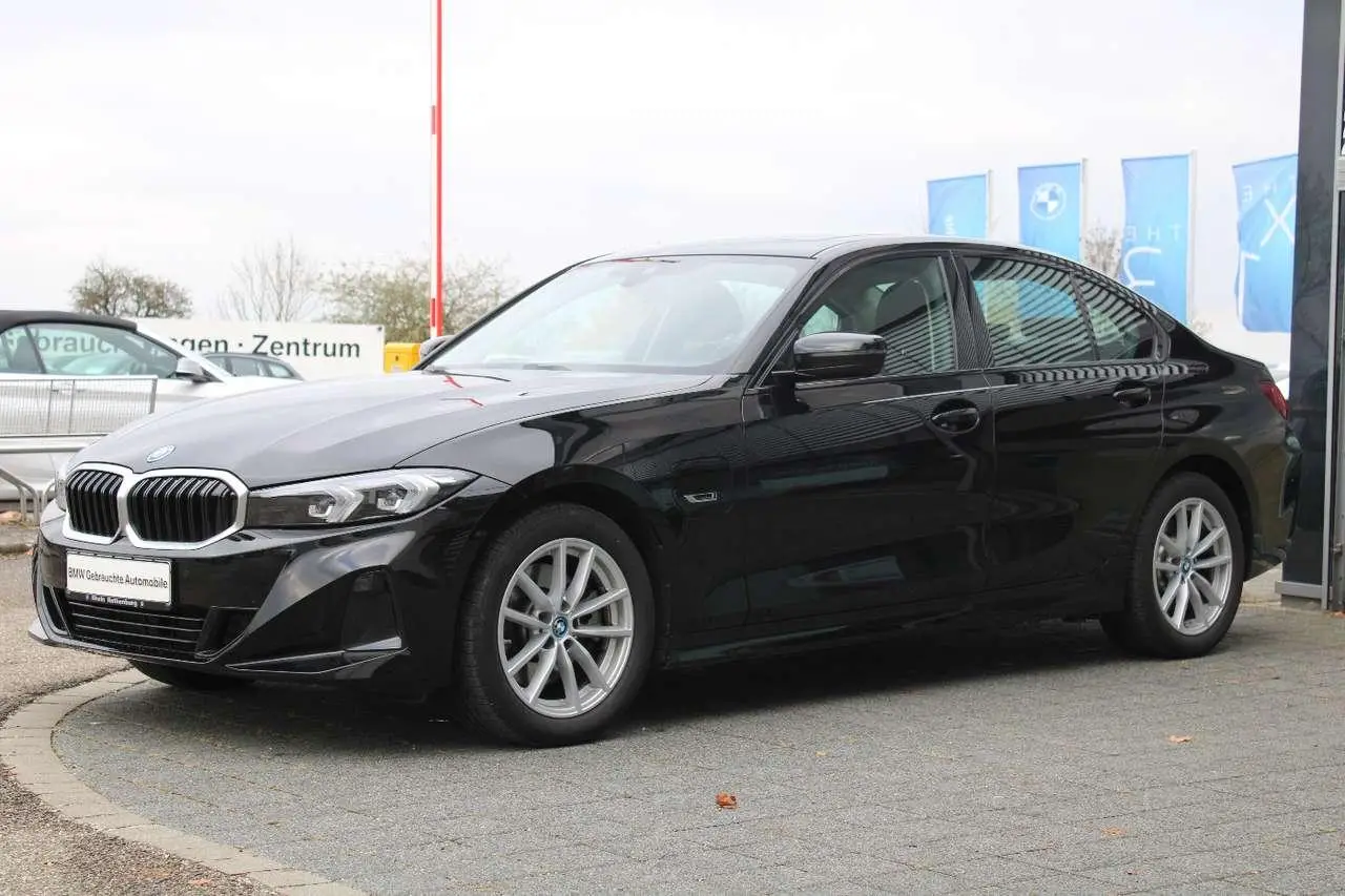 Photo 1 : Bmw Serie 3 2022 Hybrid