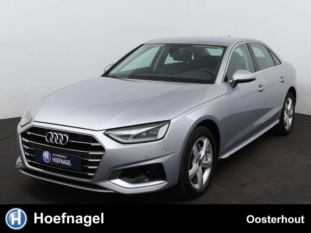 Photo 1 : Audi A4 2021 Hybride