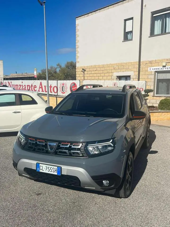 Photo 1 : Dacia Duster 2023 GPL