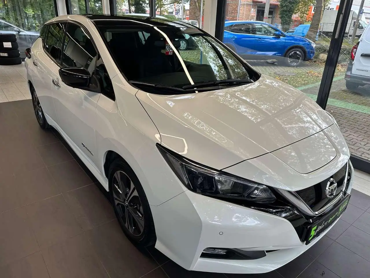 Photo 1 : Nissan Leaf 2018 Electric