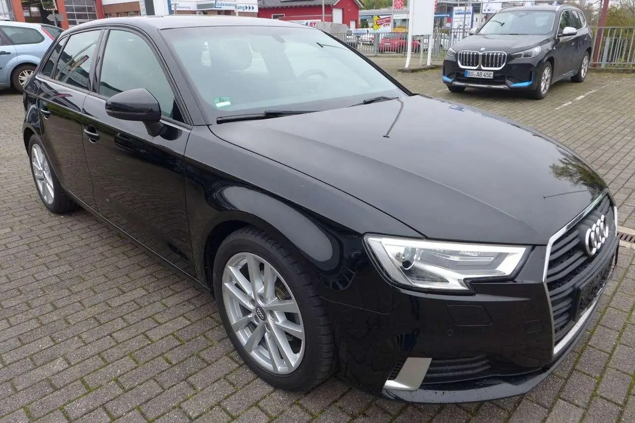 Photo 1 : Audi A3 2018 Diesel