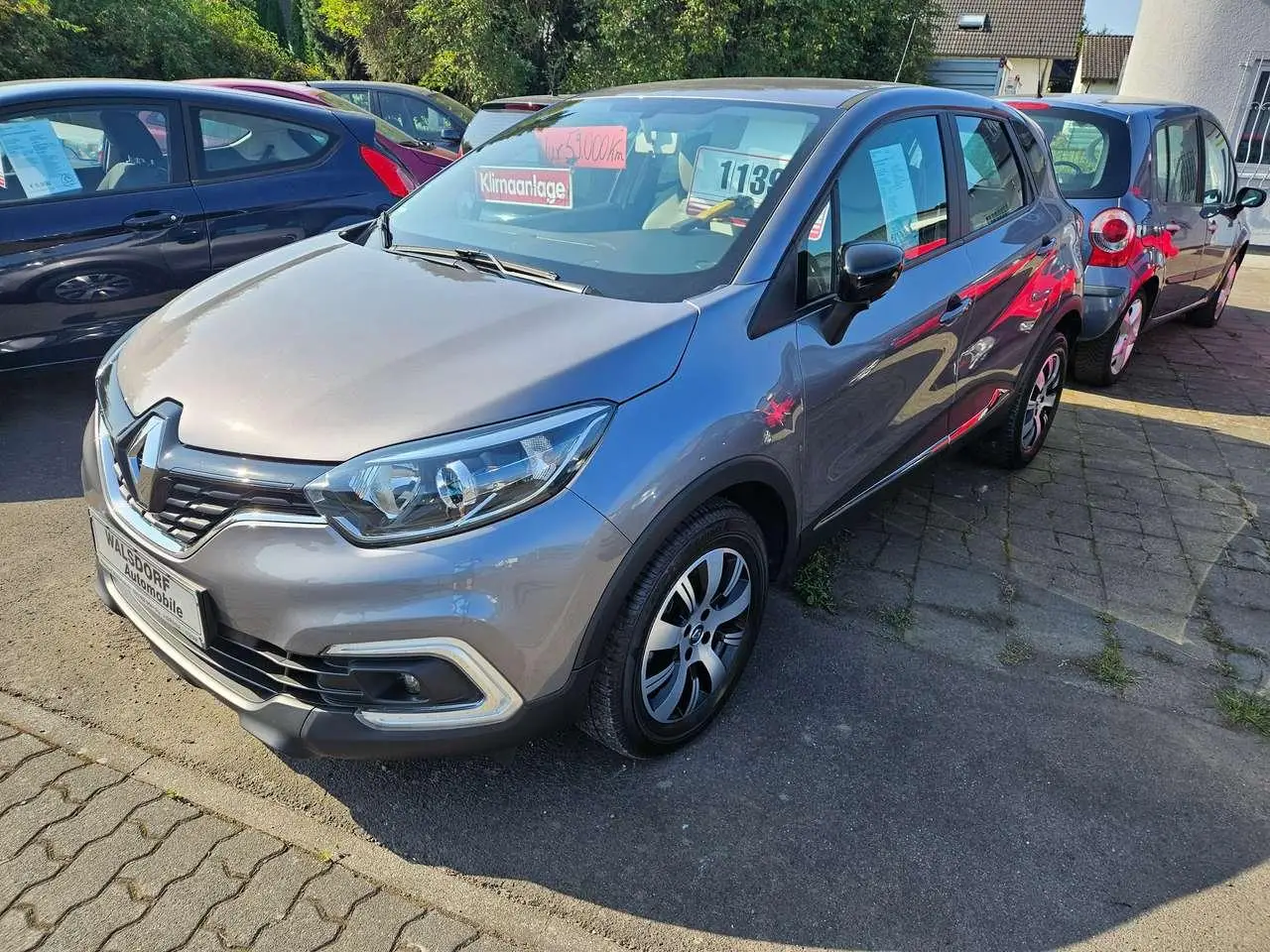 Photo 1 : Renault Captur 2017 Petrol