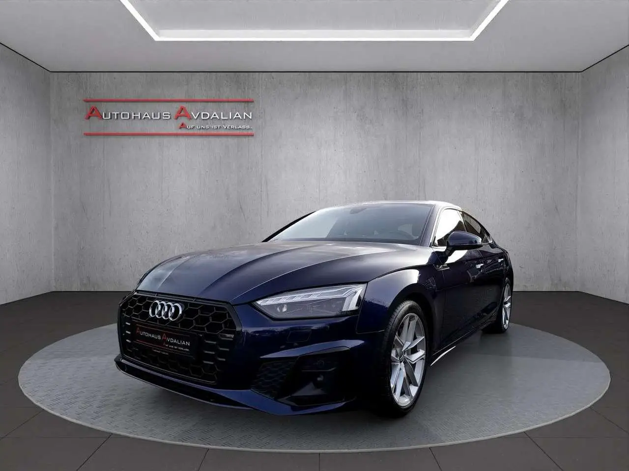 Photo 1 : Audi A5 2021 Diesel