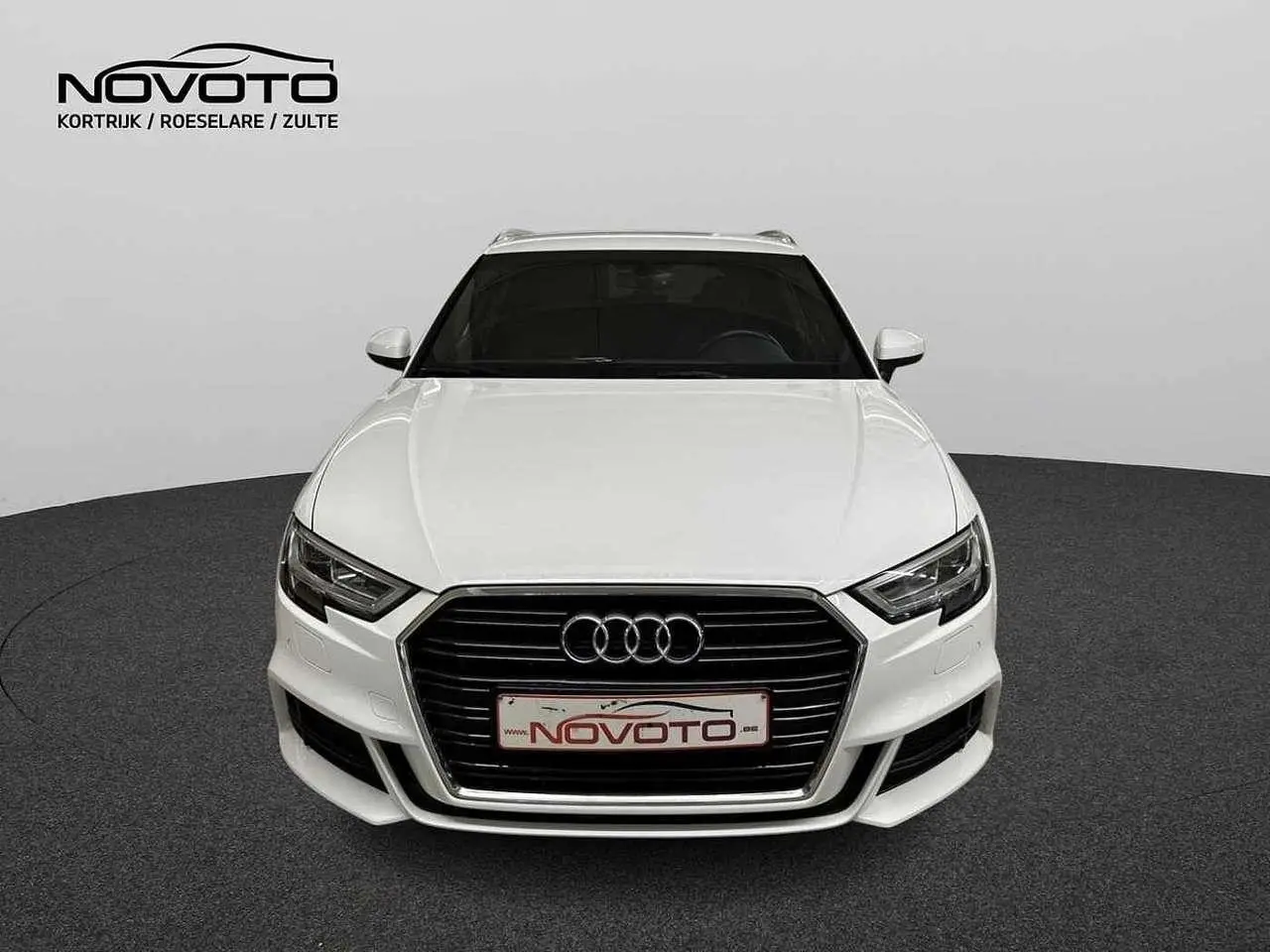 Photo 1 : Audi A3 2020 Petrol